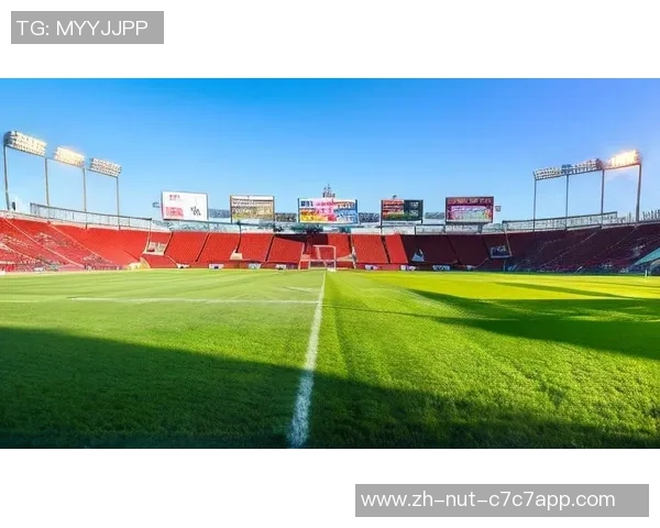 精彩足球瞬间尽在眼前完美背景图助你畅享绿茵场的激情与梦想